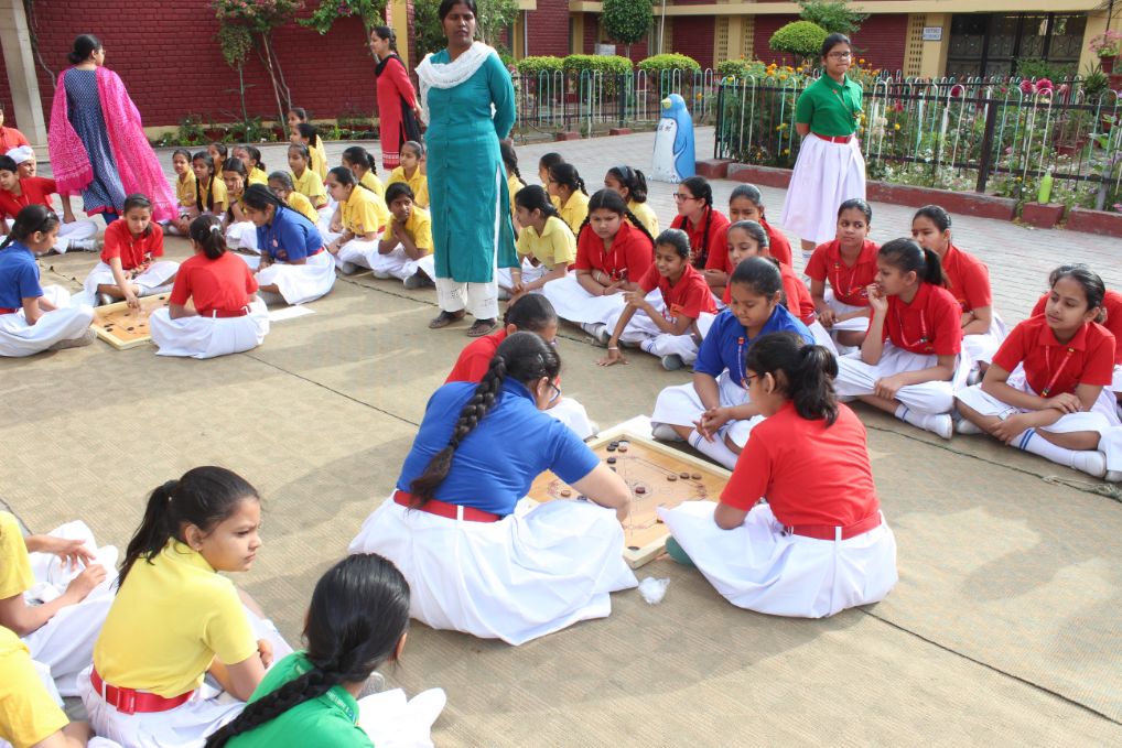 INTER HOUSE CARROM BOARD COMPETITION